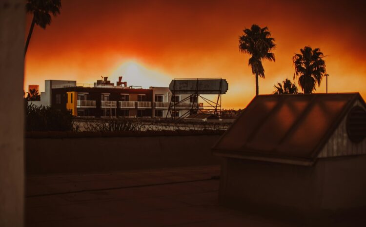 A picture of a fire burning in the sky